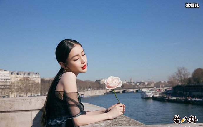 【WPT扑克】baby晒贝克汉姆合影为何引其网友的不满？其到底做了什么？