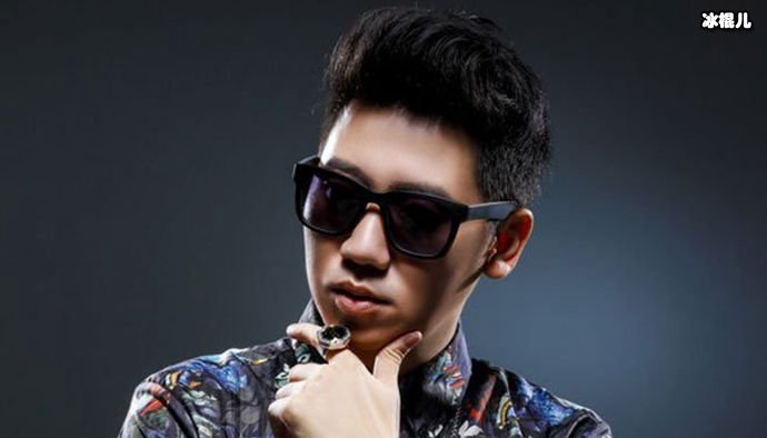 【WPT扑克】扒VaVa和王绎龙有什么关系？王绎龙比赛输了吗 ？