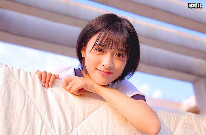 【WPT扑克】沈月是如何走红的？她的穿着为何被时尚博主吐槽？