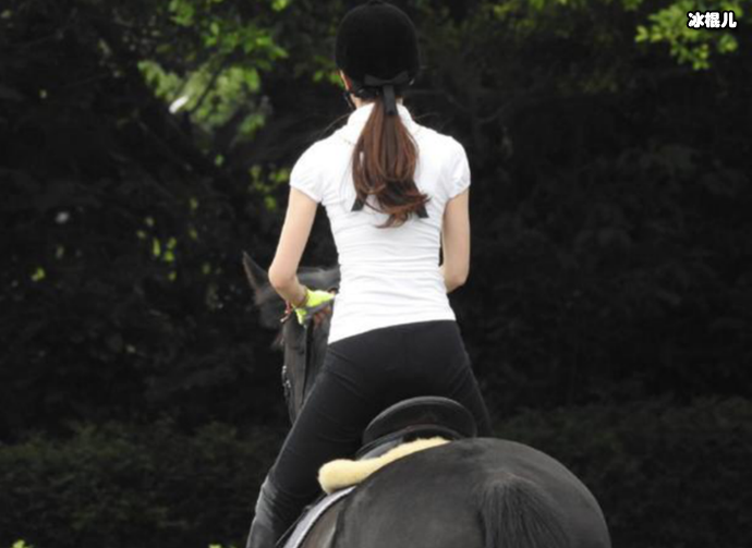 【WPT扑克】不老女神萧蔷晒骑马照 被网友赞叹不止