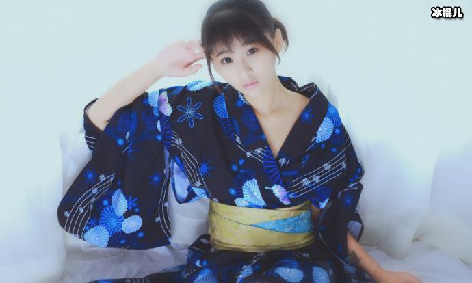 【WPT扑克】戚蓝尹忽大忽小的胸， 她结婚之后身材变了