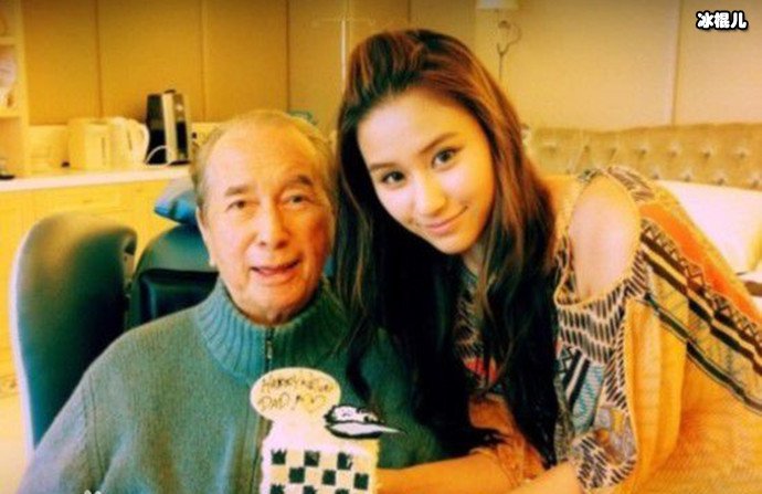 【WPT扑克】何超莲探班窦骁, 赌王千金为爱奔赴千里甜蜜爆表