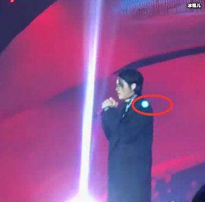 【WPT扑克】吴亦凡被激光笔照射引众怒, 明星被激光笔照射会有什么危害