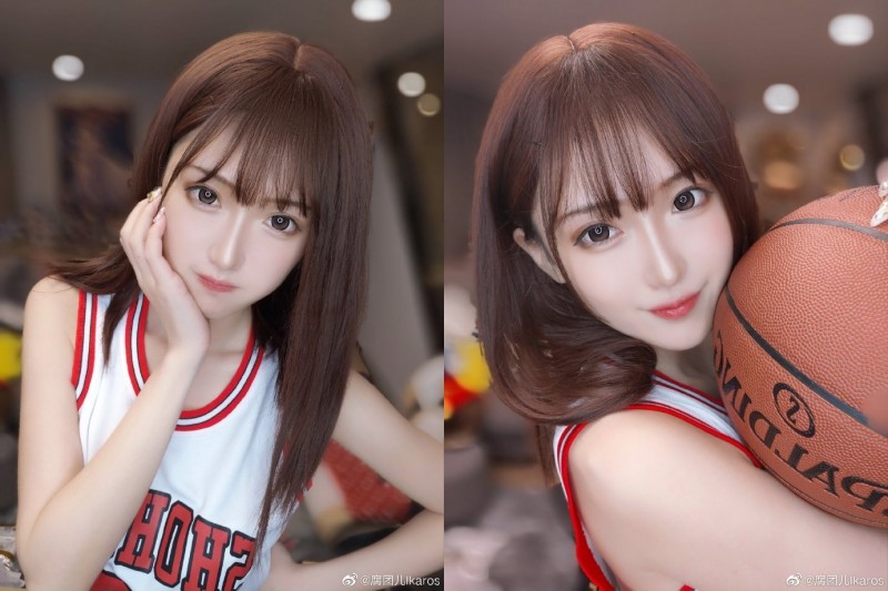 【WPT扑克】真人版赤木晴子！球衣正妹「腐團兒」上帝視角萌自拍　清新燦笑甜度爆表讓人秒戀愛