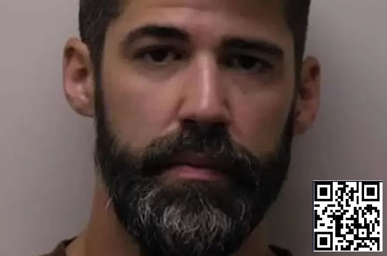 【WPT扑克】她失去右眼，他获得冠军：WSOP金手链得主承认骇人家暴罪行