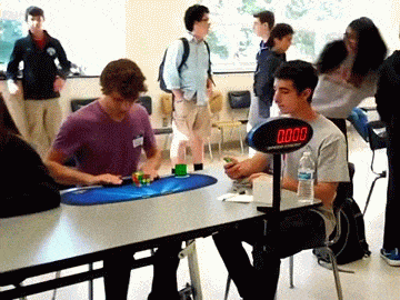 【WPT扑克】解謎癡自製半樓高魔術方塊..是要做給巨人玩嗎！(摔筆)