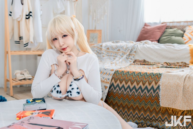 【WPT扑克】人氣正妹「黎菲兒」超火辣巨乳挑逗，極致深溝太過誘惑！