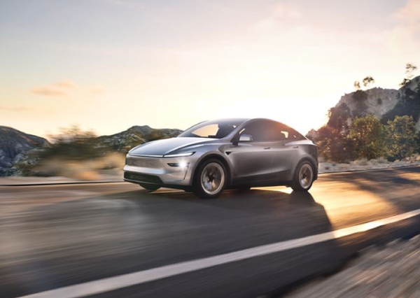 【WPT扑克】特斯拉称自己起火风险远低于燃油车 平均2亿km起火一次