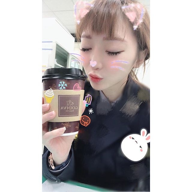 【WPT扑克】好想被逮捕！桃園最正交通警察「Angel Lin」性感低胸上衣「微露嫩乳」喝茫了還是好正！