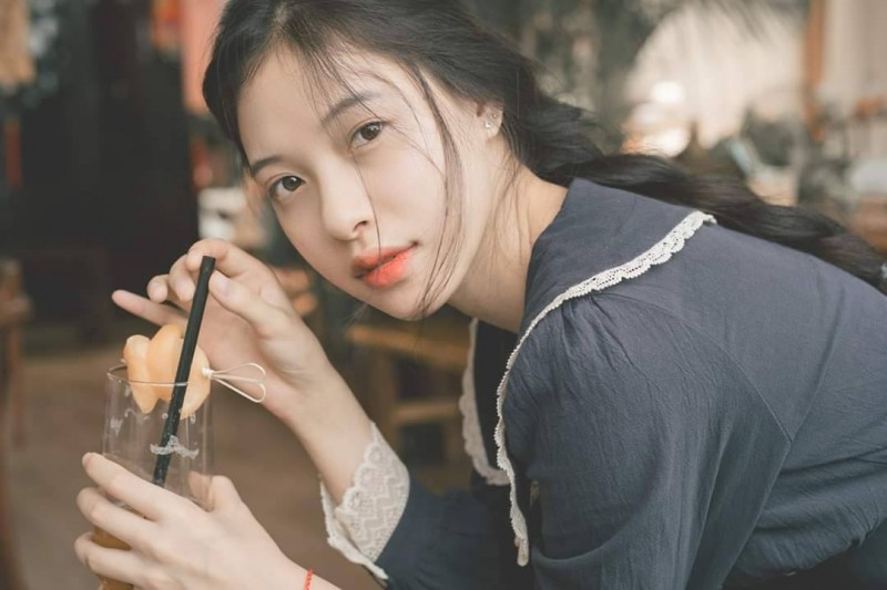 【WPT扑克】越南正妹法官「Lê Thị Mỹ Nhi」高顏值仙氣爆棚　回眸「嘴角滲出淺淺微笑」整個太犯規