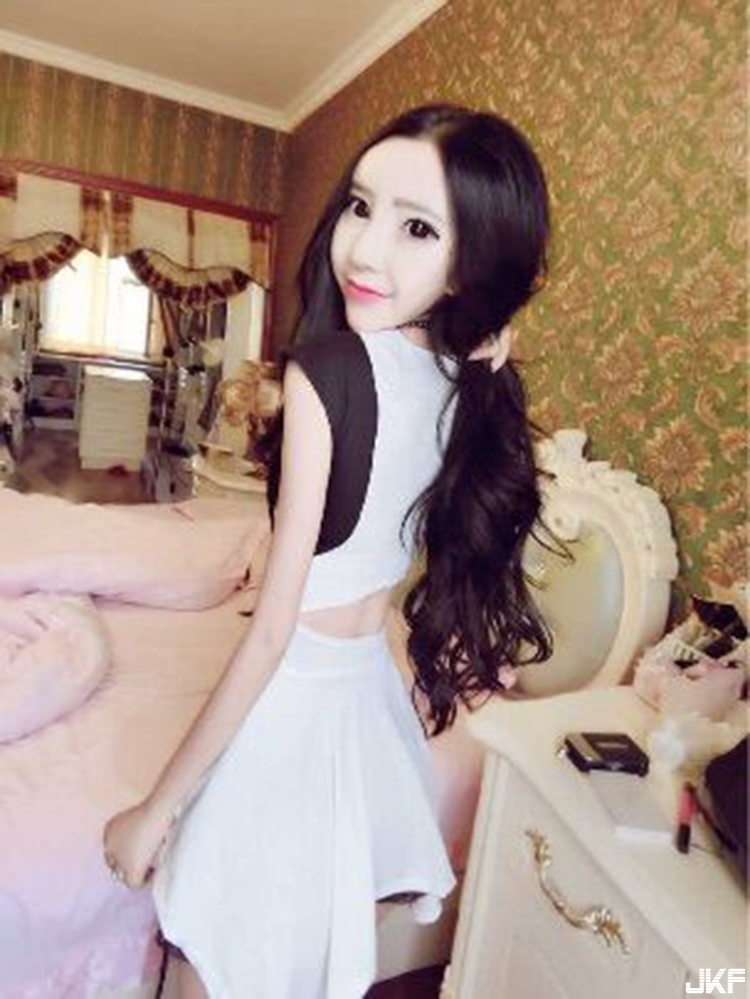 【WPT扑克】賣家拿到廠商模特兒展示圖，發現這根本不是人….