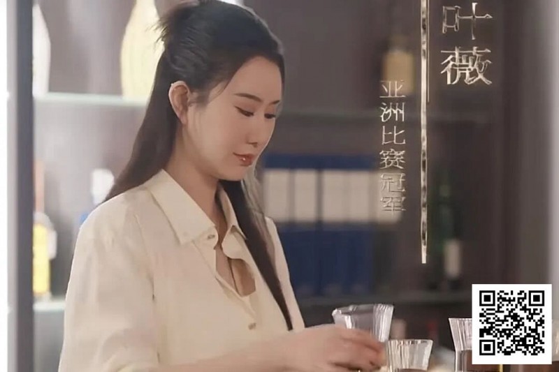 【WPT扑克】告别赌神式浮夸，张晨旭携手《女王归来》展现扑克的真实与优雅，抖音红果同步上线