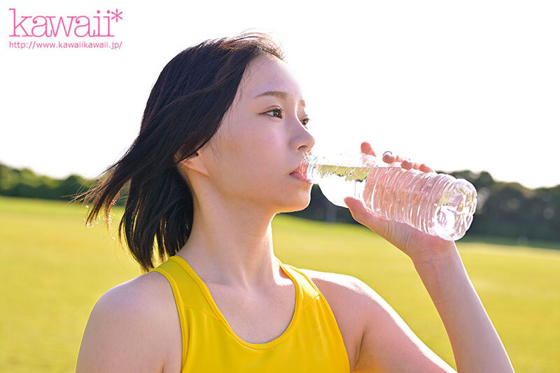 【WPT扑克】[CAWD-892]171厘米高身长8头身！夏目真子（夏目まこ）是可爱社的大物新人！