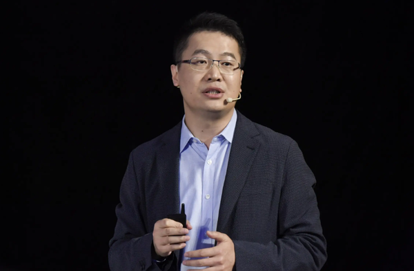 【WPT扑克】卢伟冰再次强调小米17不是抄iPhone 今年流入1200万用户