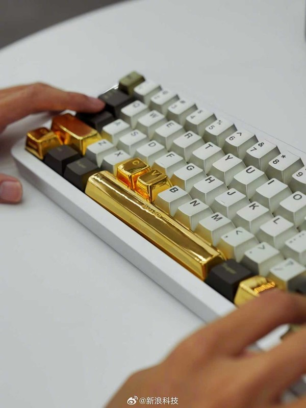 【WPT扑克】影石公司奖励程序员黄金键帽 一个空格键价值近4万元