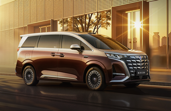 【WPT扑克】第二代腾势D9九大升级汇总：配闪充技术 35.98万元起