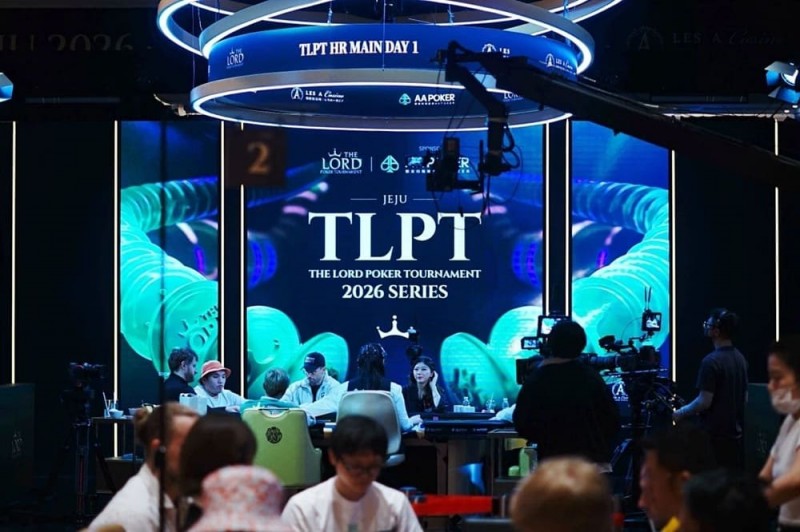 【WPT扑克】TLPT济州岛站｜火热继续！巡游豪客主赛Day1众星云集Jungleman装袋89.5万计分牌登顶CL携手11人明日争冠！10k明星挑战赛重磅来袭！