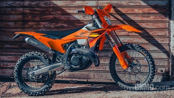 KTM 【WPT扑克】KTM因越野摩托车销售再陷争议 称合规责任在客户