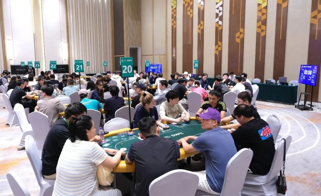 【WPT扑克】DXPC丹霞杯 | 常田甜开幕赛逆转登顶,多名巾帼力量展现温柔与强劲!首届亚军女神温祖仪重返赛场