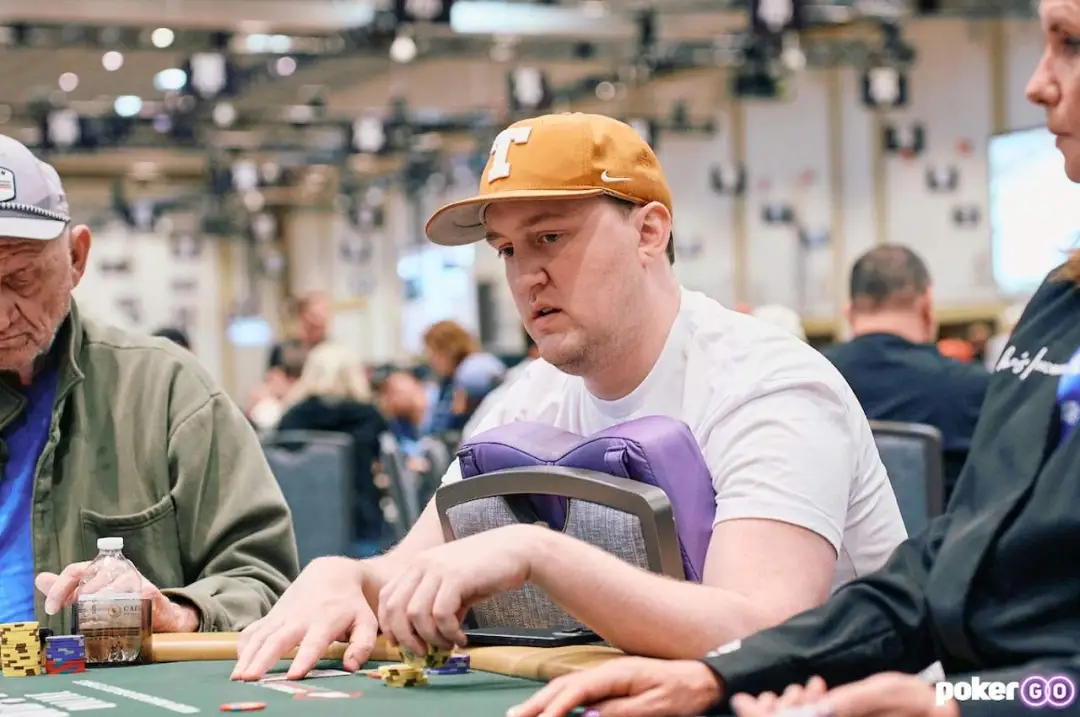 【WPT扑克】高额常规桌风云：“Texas Mike”狂泻147万刀，赛后怒喷全场“全是狙击怪”！