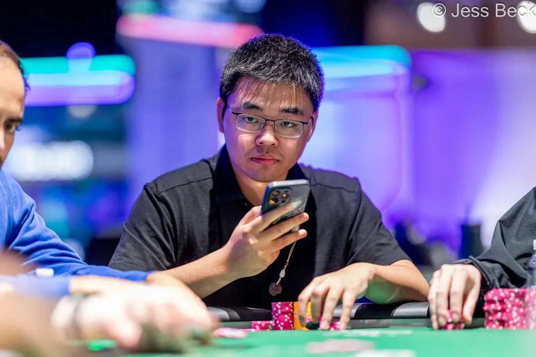 【WPT扑克】2026WSOP | 主赛剩62人,唐俊杰记分牌第七,携手Tianle Wang、章聪雅挺进Day7