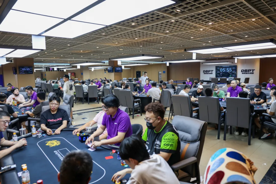【WPT扑克】2026DBPT城市智力竞技S2赛季|主赛B组236参赛持续走高 蒋超造就超200W记分牌领衔B组26人晋级