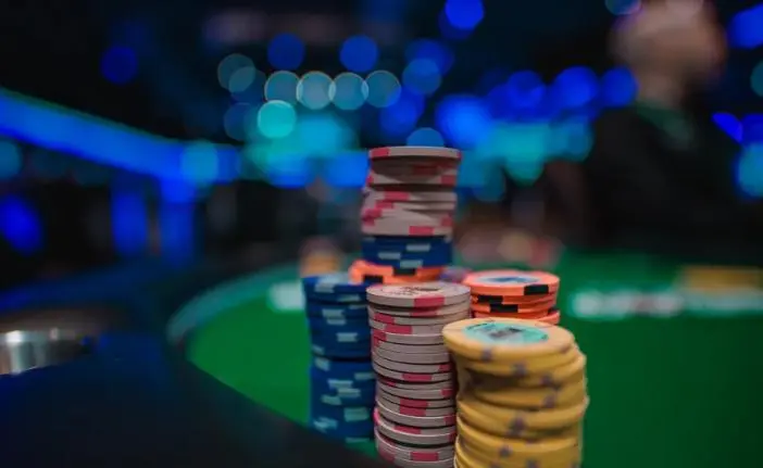 【WPT扑克】中了J却在犹豫下不下注?这四个问题,是你和顶级牌手之间最大的差距