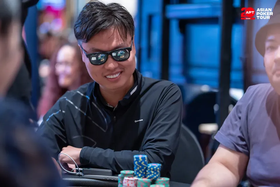 【WPT扑克】2026APT仁川站 | 中国香港银行家Stephen Pang压倒性优势挺进APT仁川主赛决赛桌!Xiao Zhang获得生肖经典赛亚军!