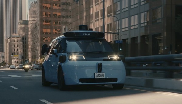 Waymo 【WPT扑克】Waymo大规模部署第六代自动驾驶系统 涉及三座新城市